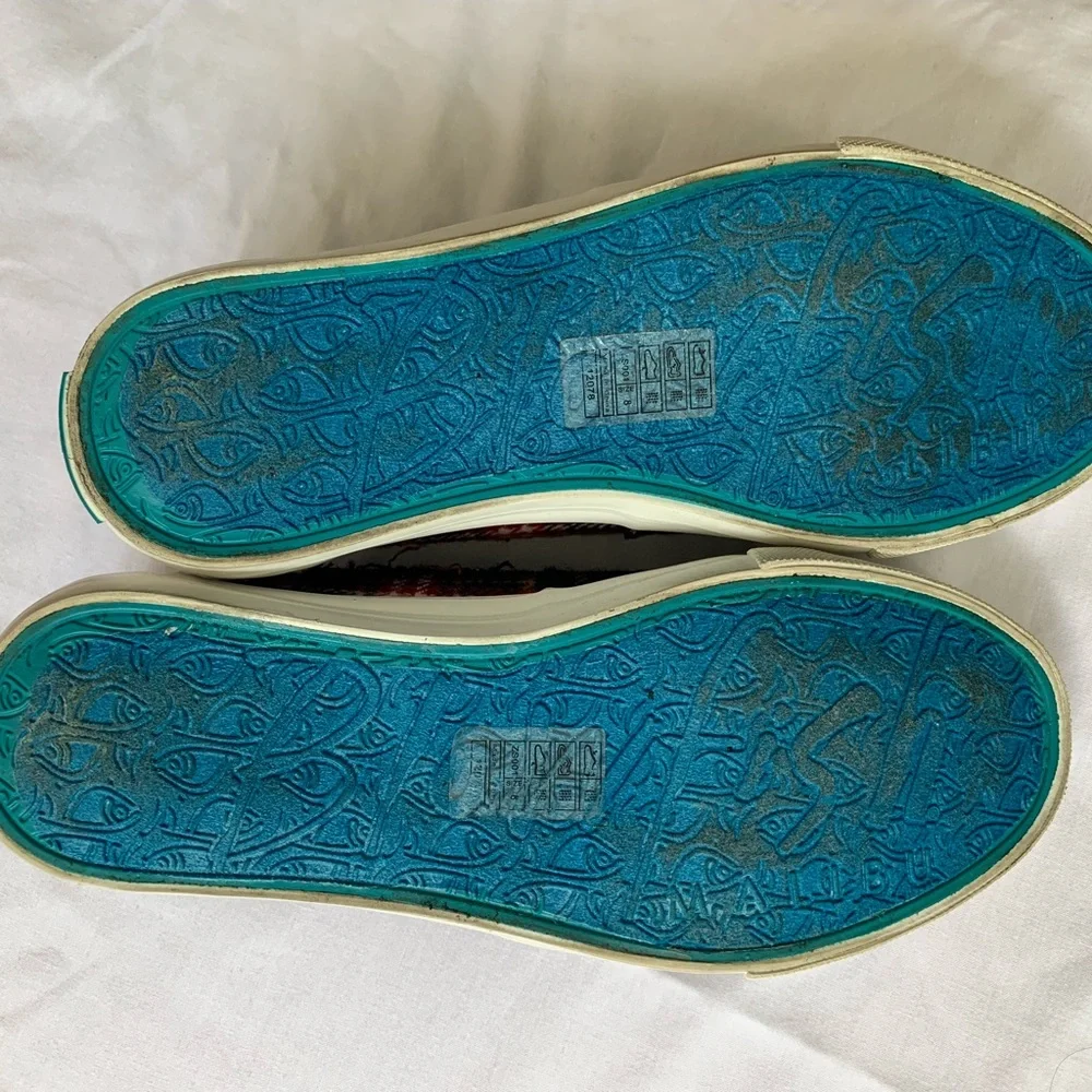 Sold!!! Blowfish Marley Slip-On Comfort Sneakers Navy Plaid Women's Size 8. - Picture 4 of 4